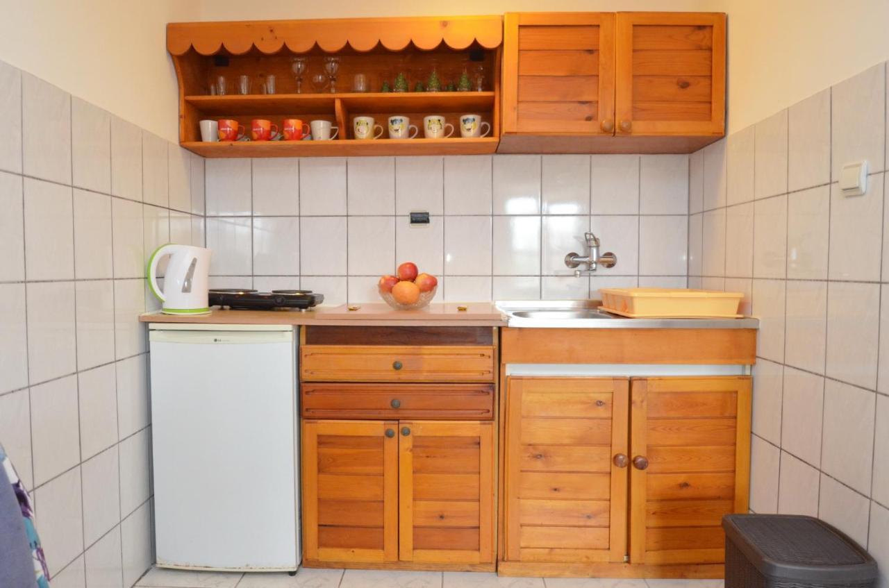 Leut Stone Residence ティヴァト エクステリア 写真