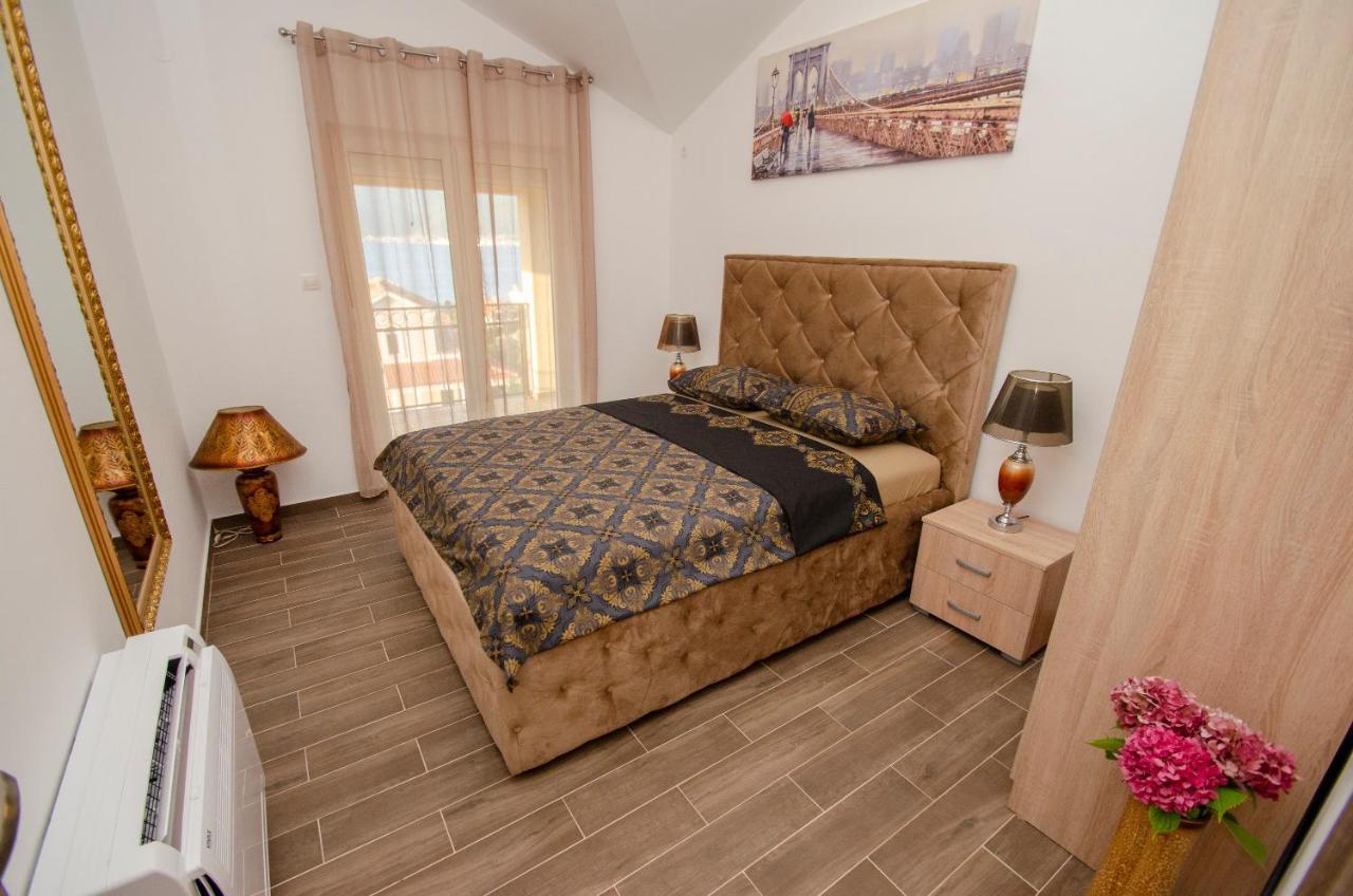Leut Stone Residence ティヴァト エクステリア 写真