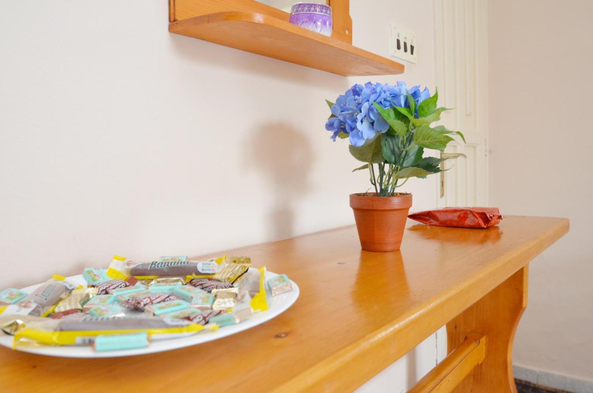 Leut Stone Residence ティヴァト 部屋 写真